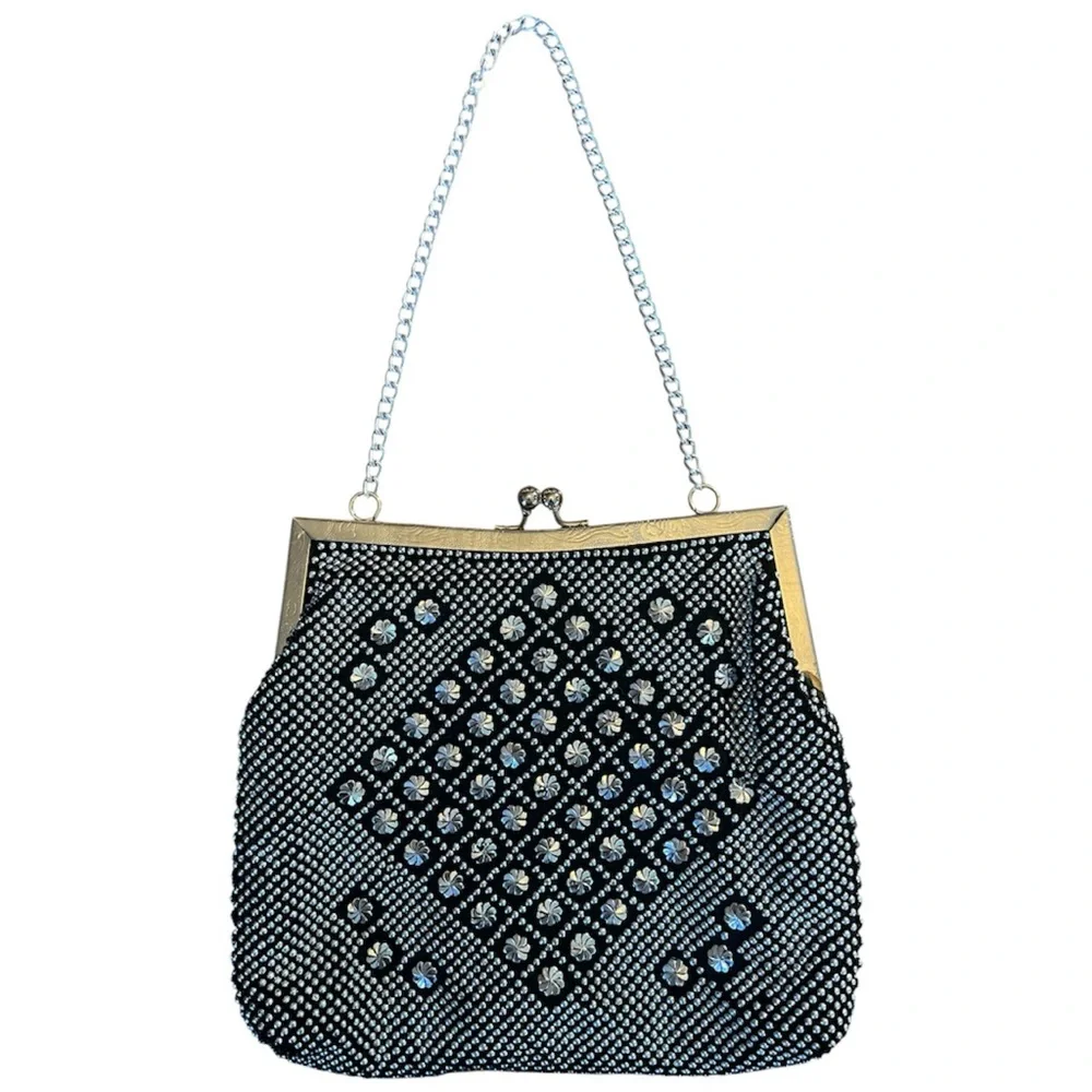 Vintage Black & Silver Beaded Clutch Purse w/Chain strap & Kiss lock clasp 7”x6”